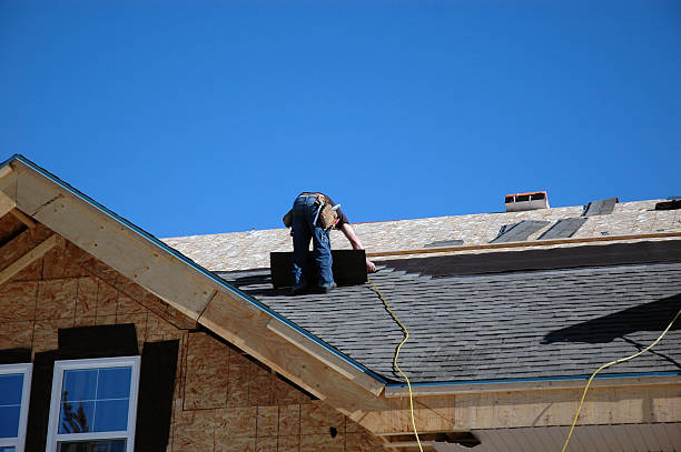 Roof Gutter Cleaning in Eastern Goleta Valley, CA